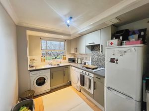 Kitchen- click for photo gallery